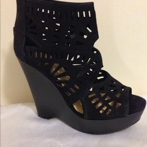 Gianni Bini Lanah Wedges